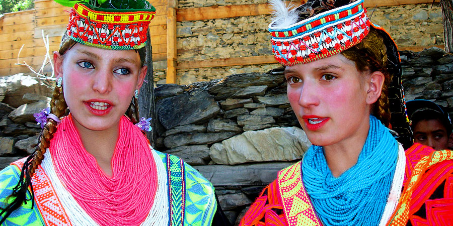 Kalash girls 